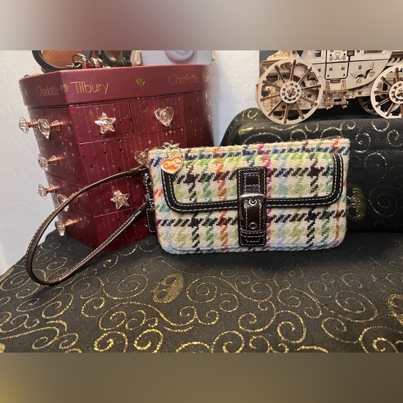 Coach Plaid Tattersall Wool Double Pocket Wristlet - Picture 1 of 10